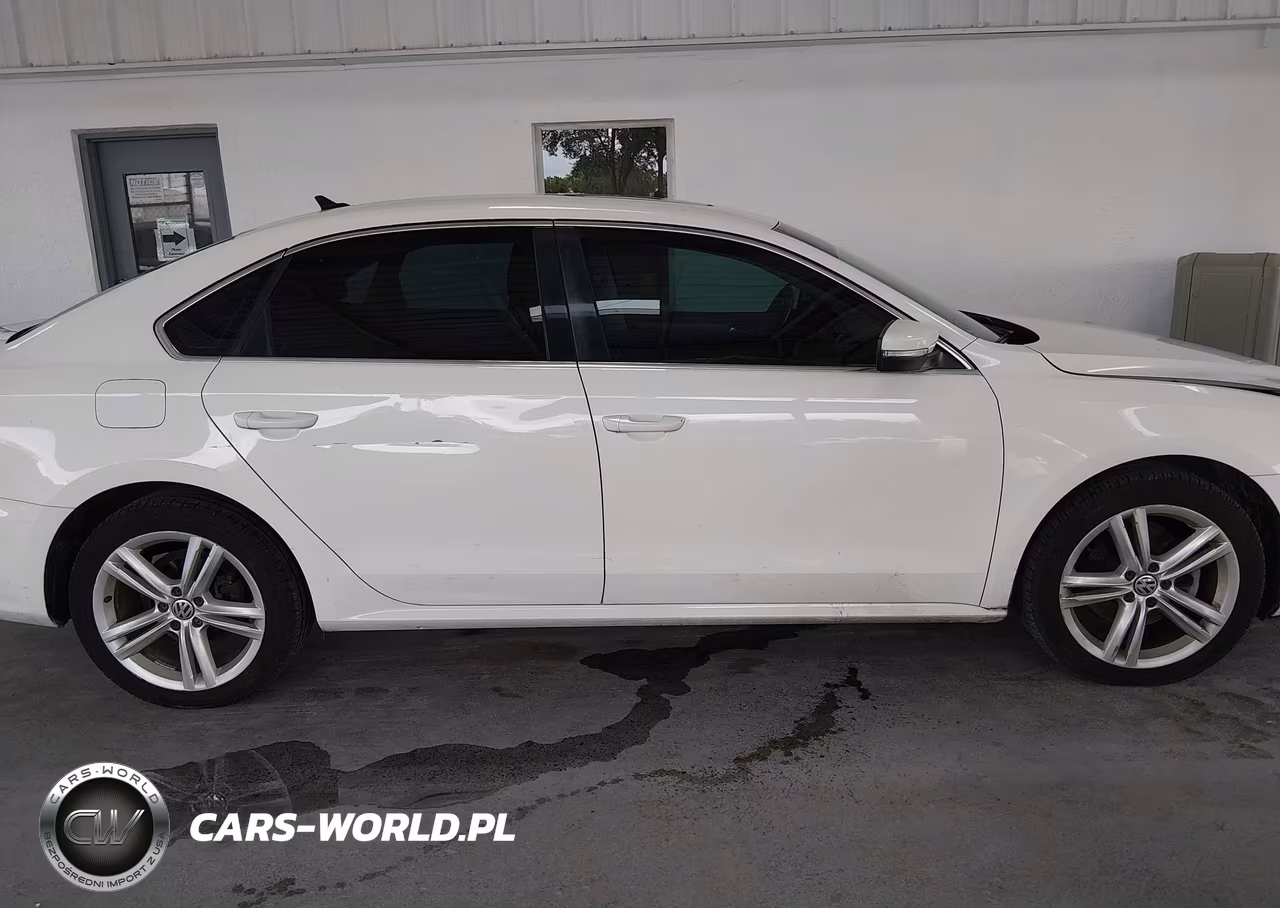 2014 Volkswagen Passat 2.0L Tdi Se VIN:1VWBN7A3XEC052802 - 13