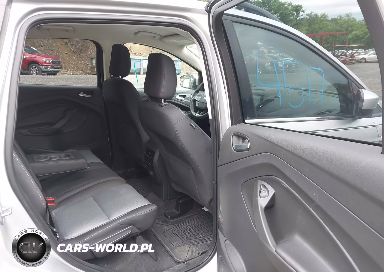 2018 Ford Escape Se VIN:1FMCU9GDXJUA93338 - 8