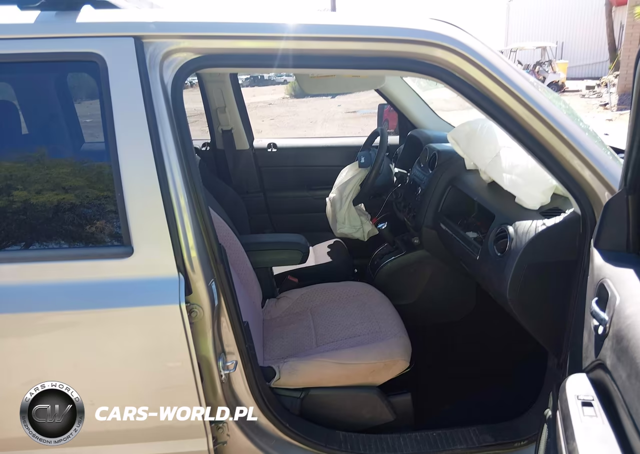 2009 Jeep Patriot Sport VIN:1J4FT28BX9D114011 - 5