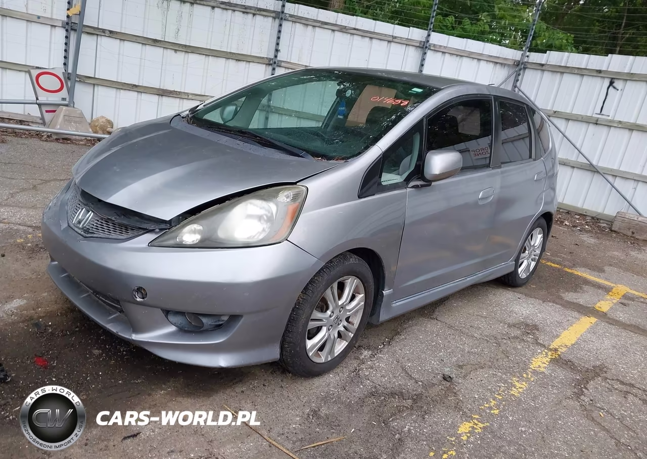 2010 Honda Fit Sport VIN:JHMGE8H45AC014688 - 2
