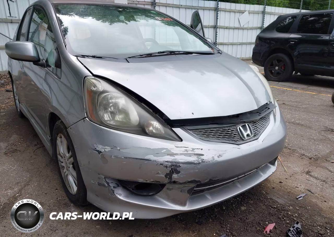 2010 Honda Fit Sport VIN:JHMGE8H45AC014688 - 6