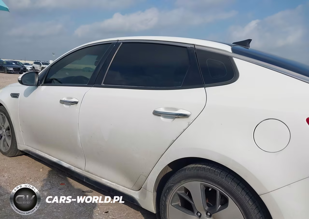 2019 Kia Optima S VIN:5XXGT4L38KG374747 - 13