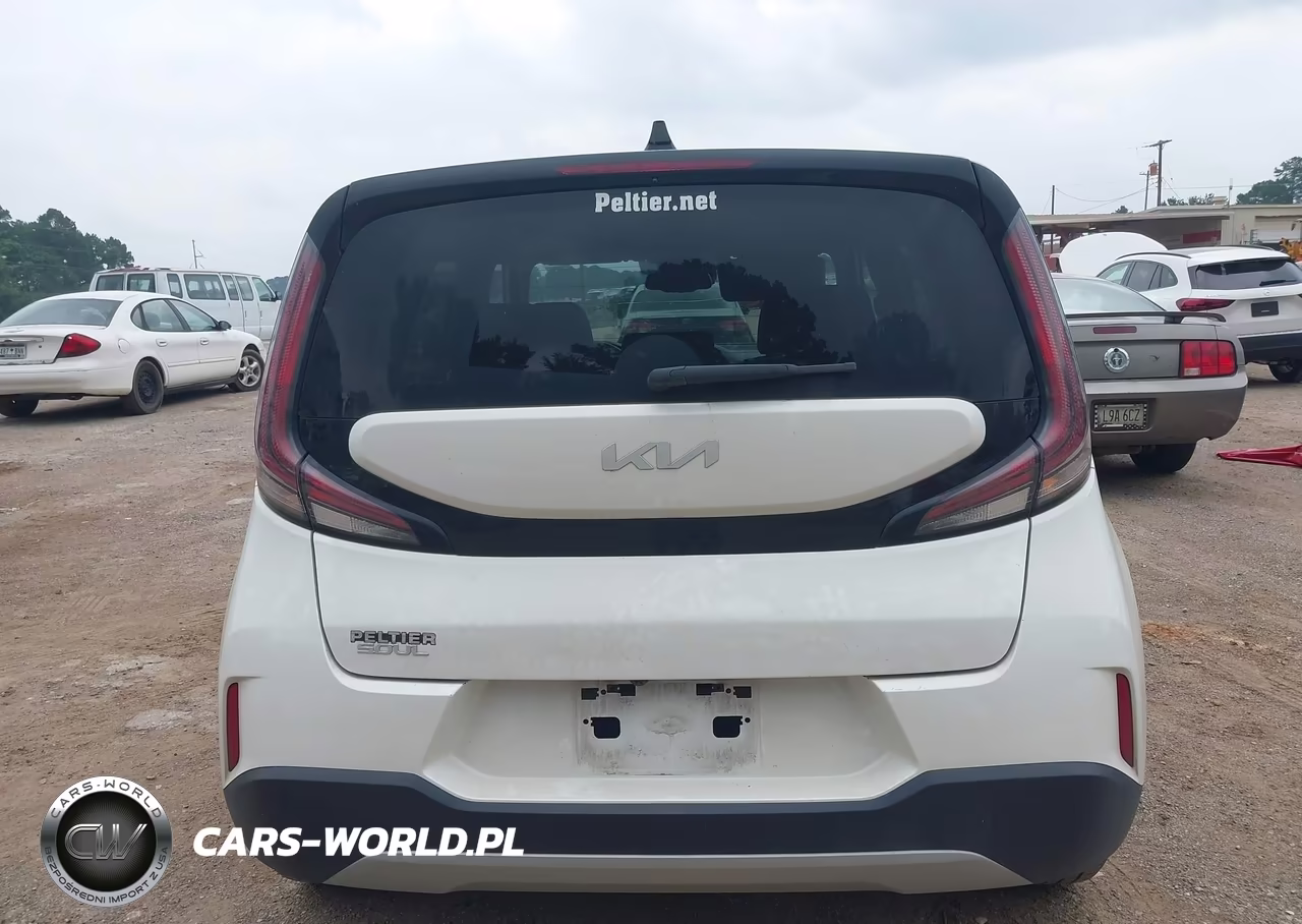2024 Kia Soul S VIN:KNDJ23AU0R7914593 - 15