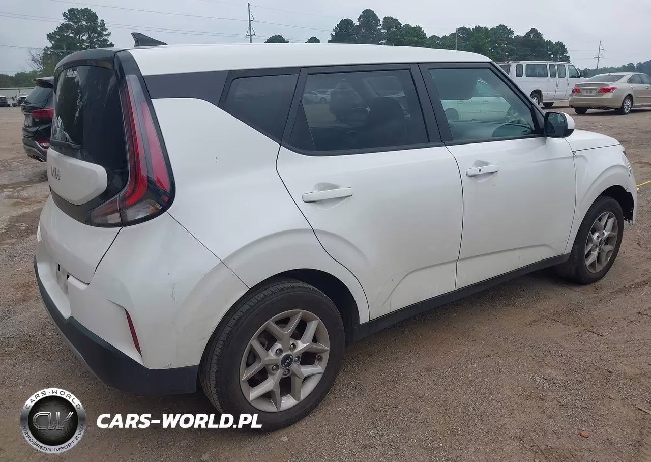 2024 Kia Soul S VIN:KNDJ23AU0R7914593 - 4