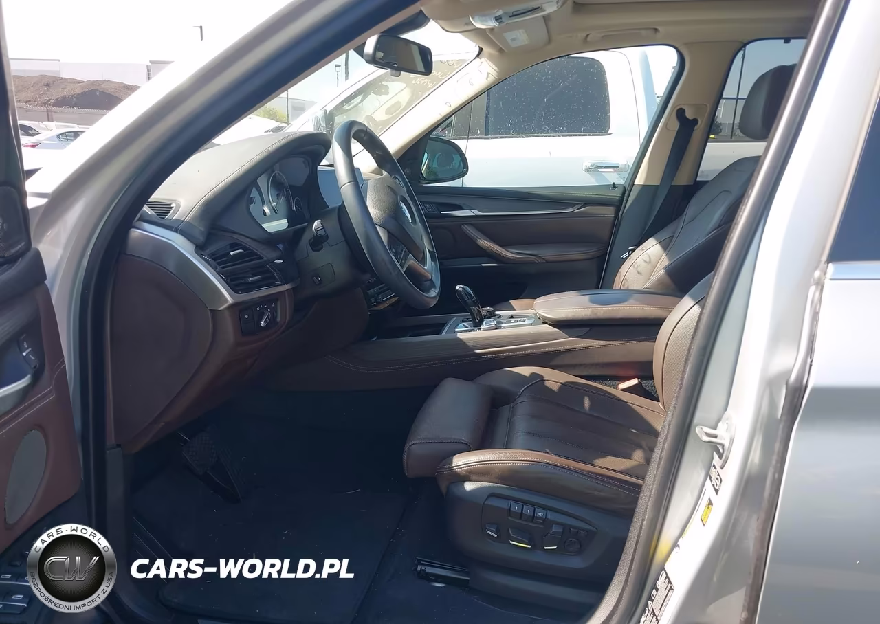 2015 BMW X5 xDrive50I VIN:5UXKR6C5XF0J74660 - 5