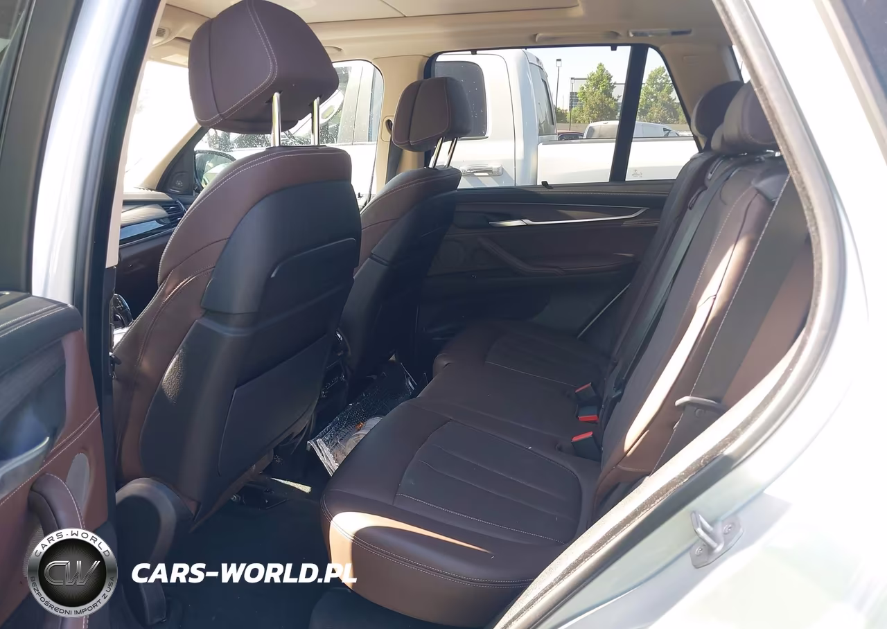 2015 BMW X5 xDrive50I VIN:5UXKR6C5XF0J74660 - 8