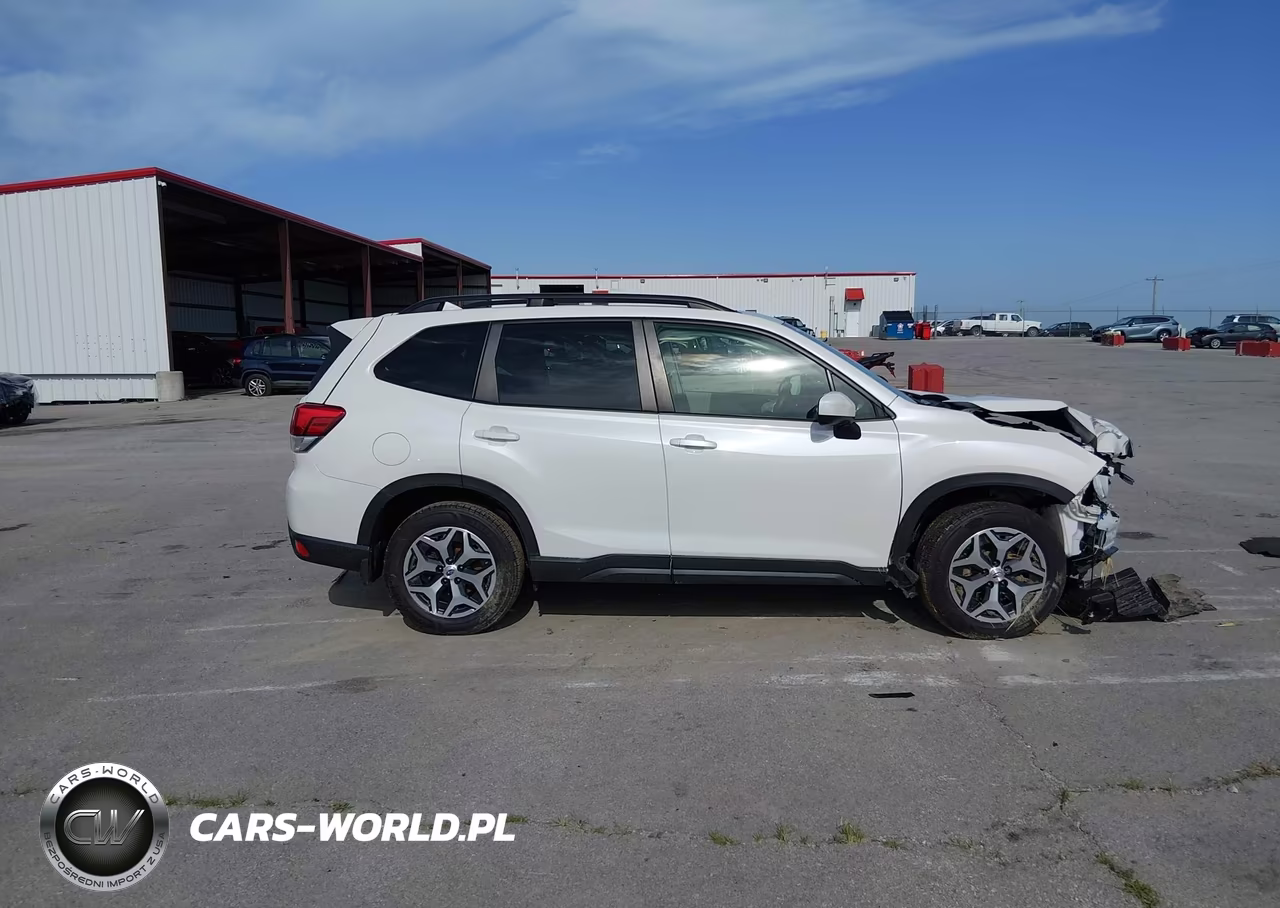 2020 Subaru Forester Premium VIN:JF2SKAGC2LH429463 - 14