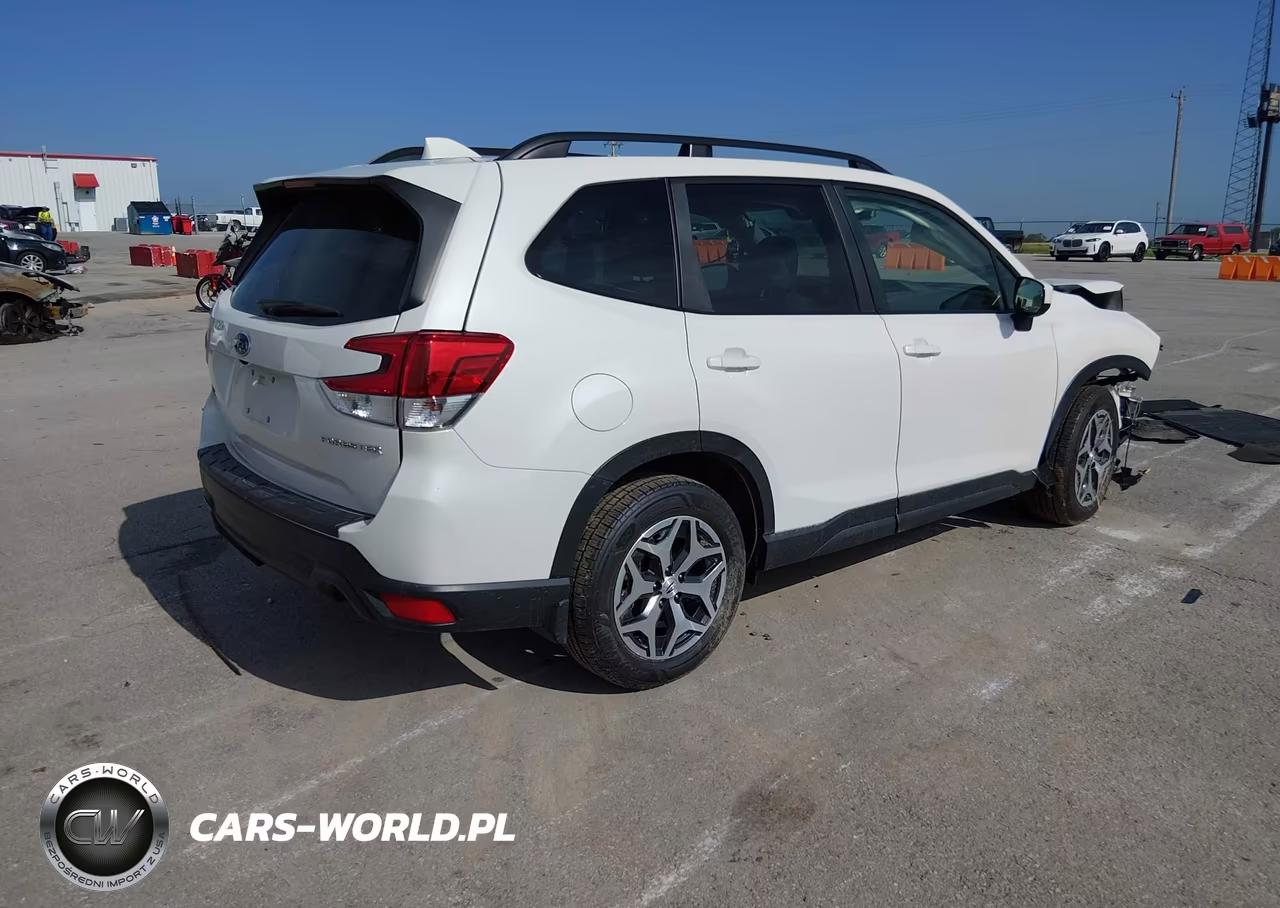 2020 Subaru Forester Premium VIN:JF2SKAGC2LH429463 - 4