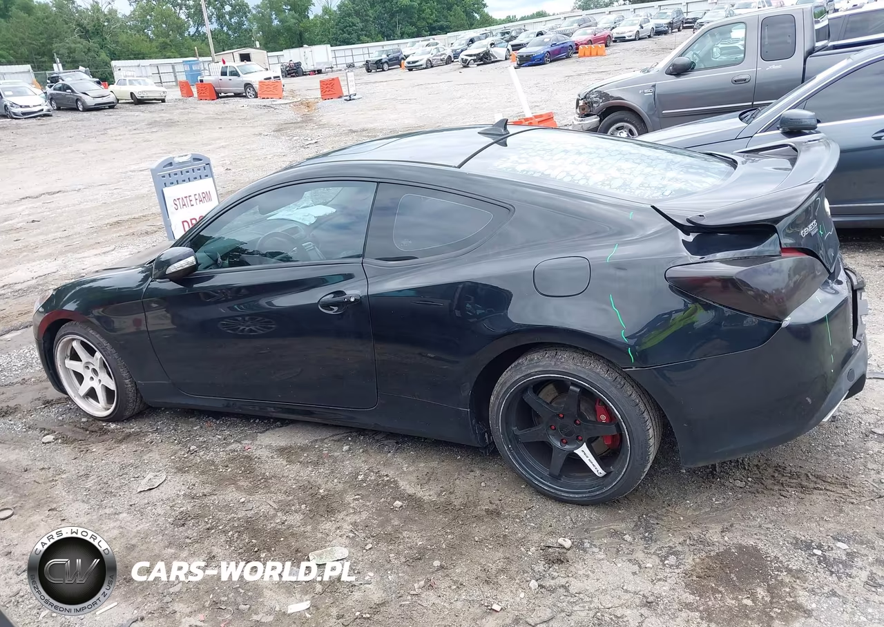 2010 Hyundai Genesis 3.8 Track VIN:KMHHU6KH3AU027972 - 14