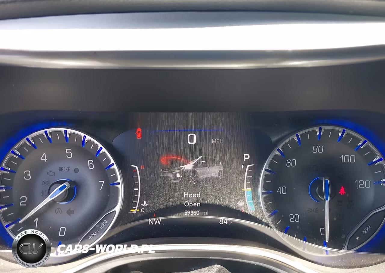 2018 Chrysler Pacifica Touring L Plus VIN:2C4RC1EG6JR330503 - 7