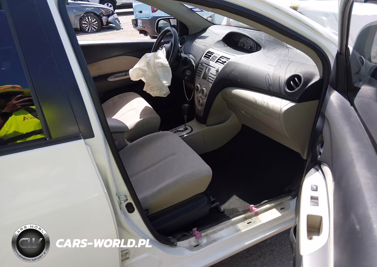 2007 Toyota Yaris VIN:JTDBT923871030010 - 5