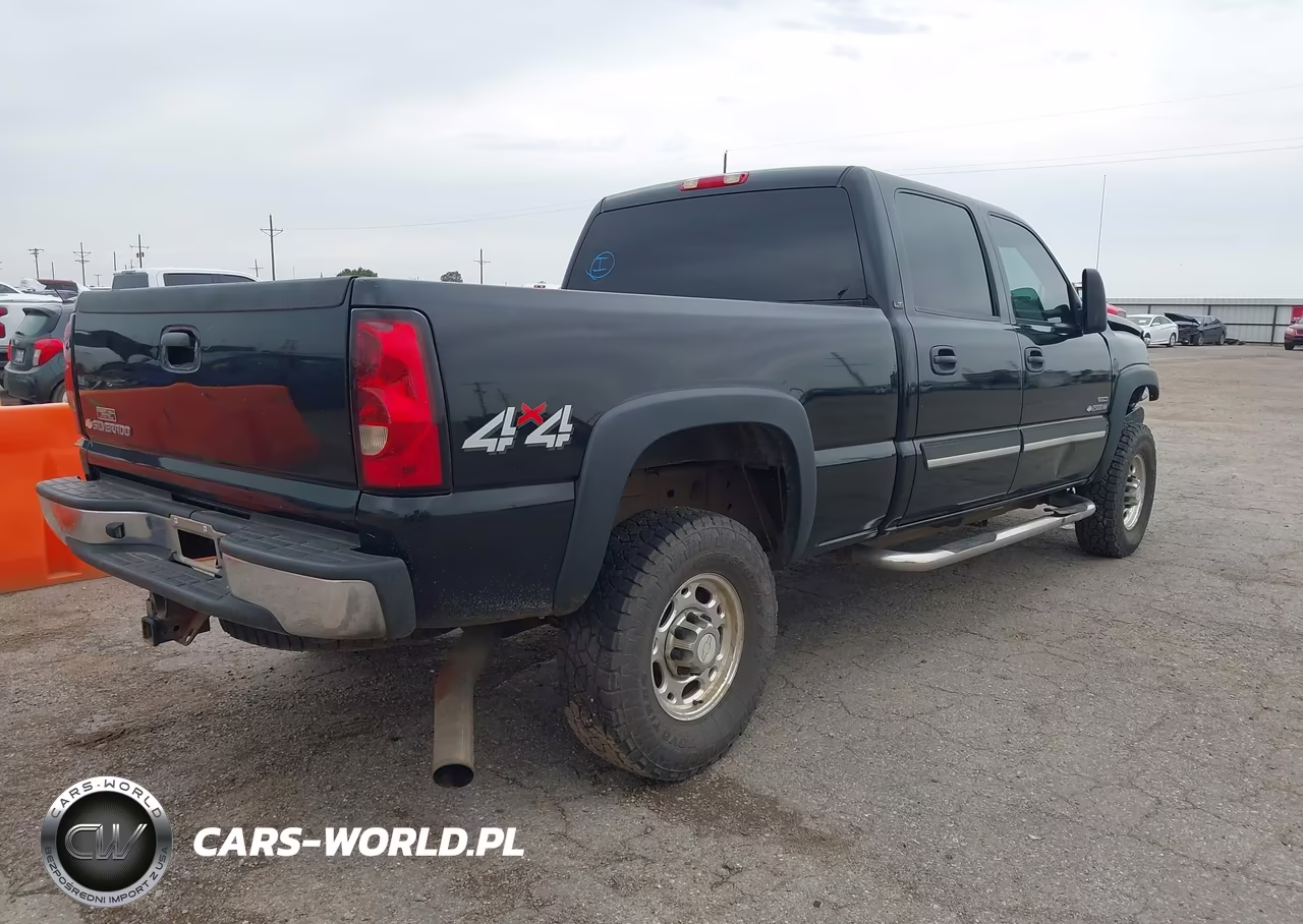 2007 Chevrolet Silverado 2500Hd Classic Lt1 VIN:1GCHK23D67F149463 - 4