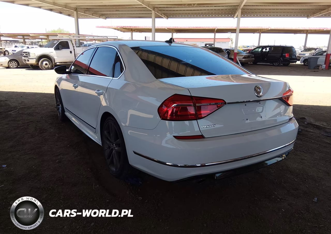 2017 Volkswagen Passat 1.8T R-Line VIN:1VWDT7A39HC068203 - 3