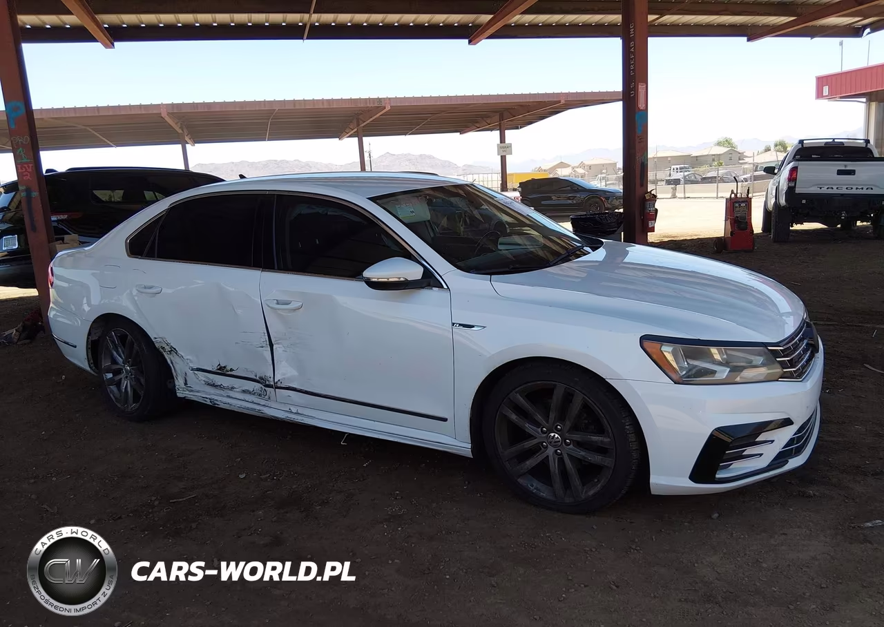 2017 Volkswagen Passat 1.8T R-Line VIN:1VWDT7A39HC068203 - 6