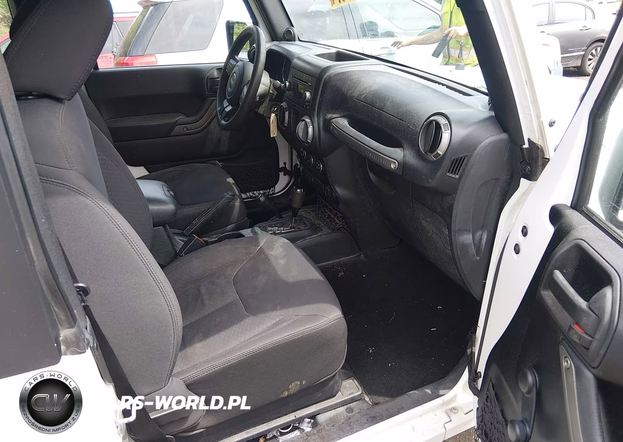 2013 Jeep Wrangler Sport VIN:1C4AJWAG1DL516145 - 5