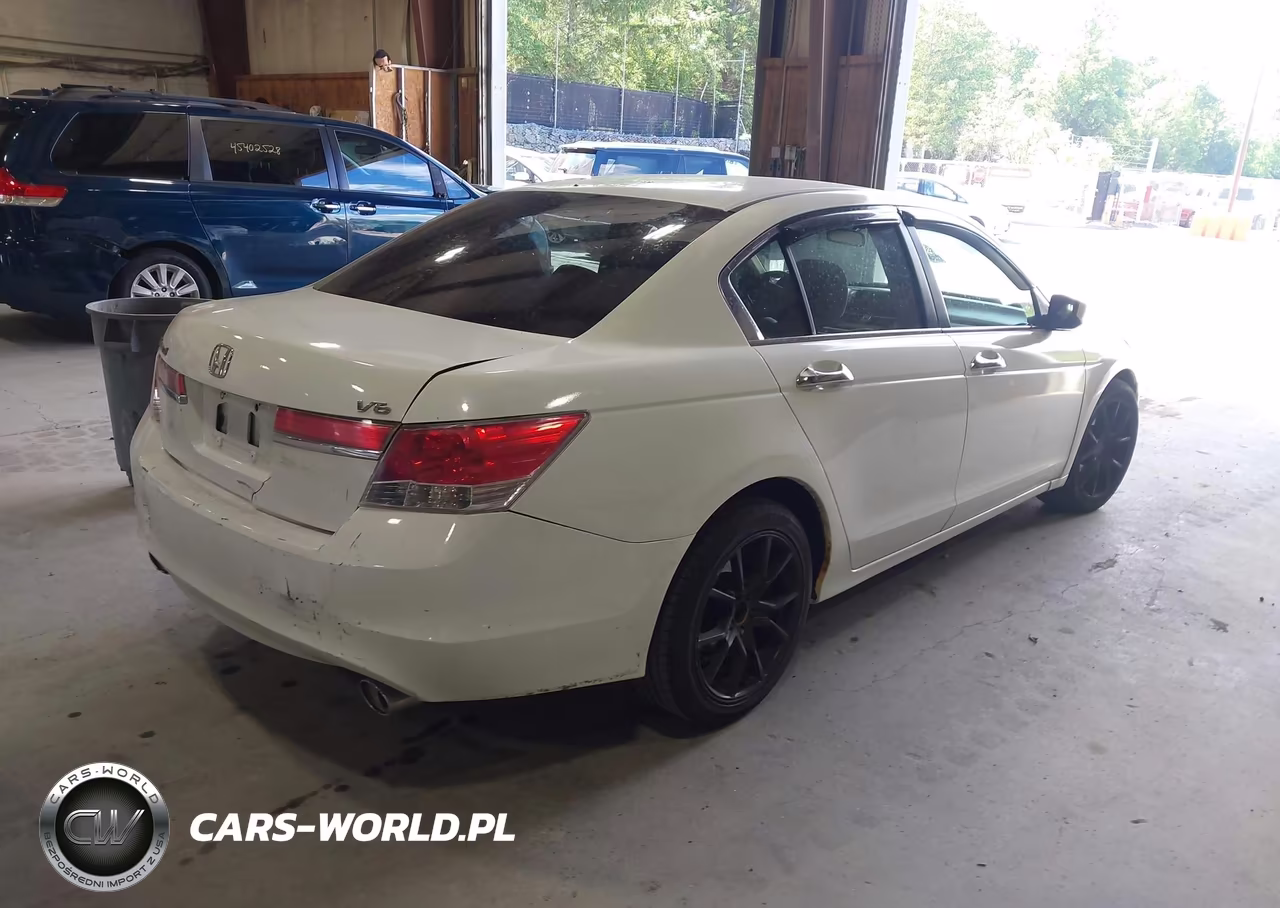 2012 Honda Accord 3.5 Ex VIN:1HGCP3F71CA003617 - 4