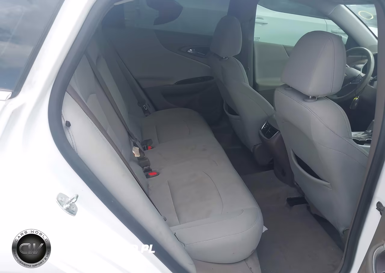 2019 Chevrolet Malibu Lt VIN:1G1ZD5ST6KF118367 - 8