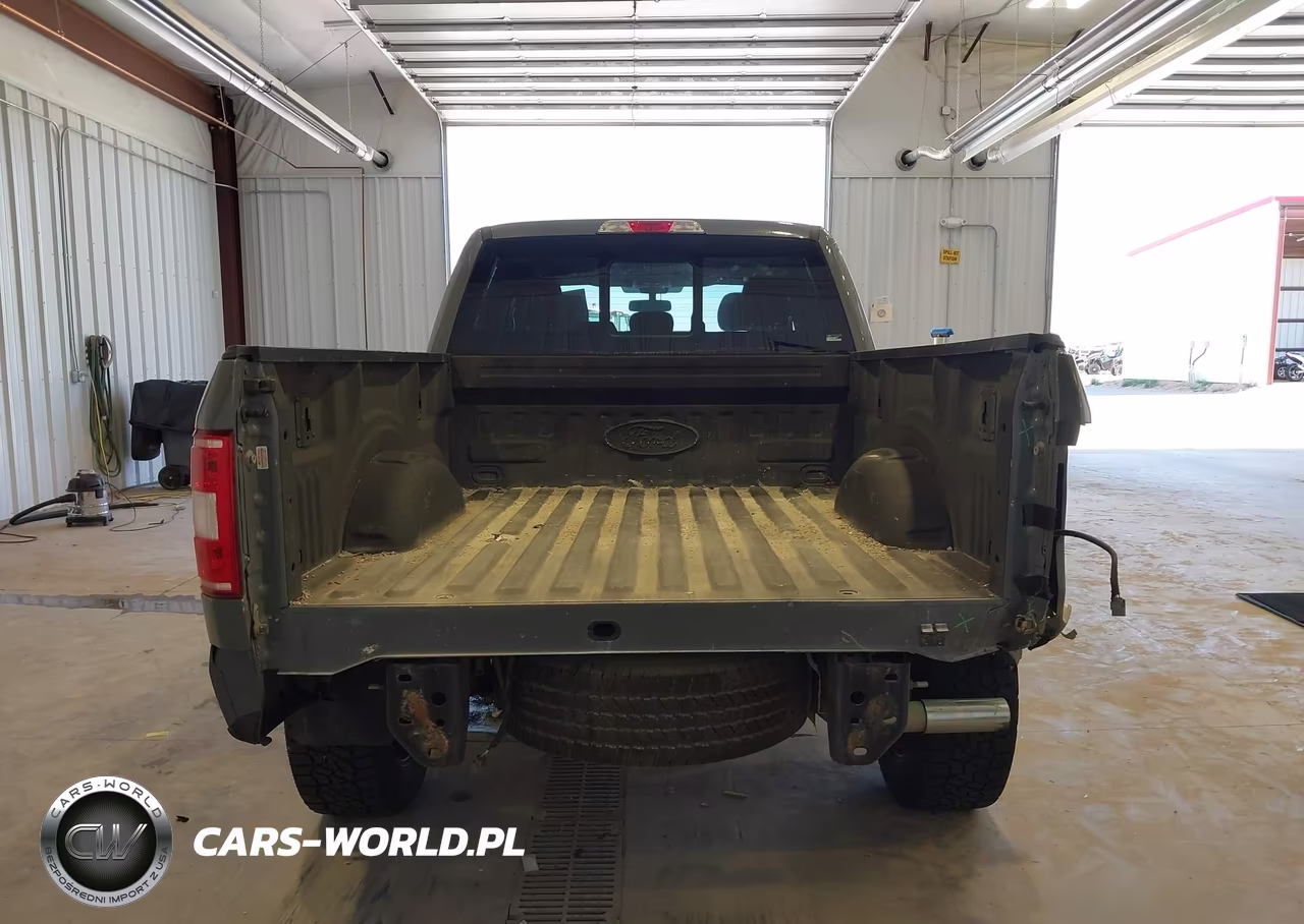 2019 Ford F-150 Xlt VIN:1FTFW1E43KKE37363 - 17