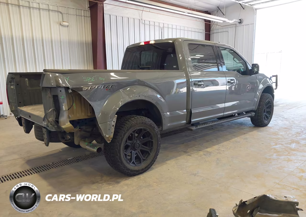 2019 Ford F-150 Xlt VIN:1FTFW1E43KKE37363 - 4