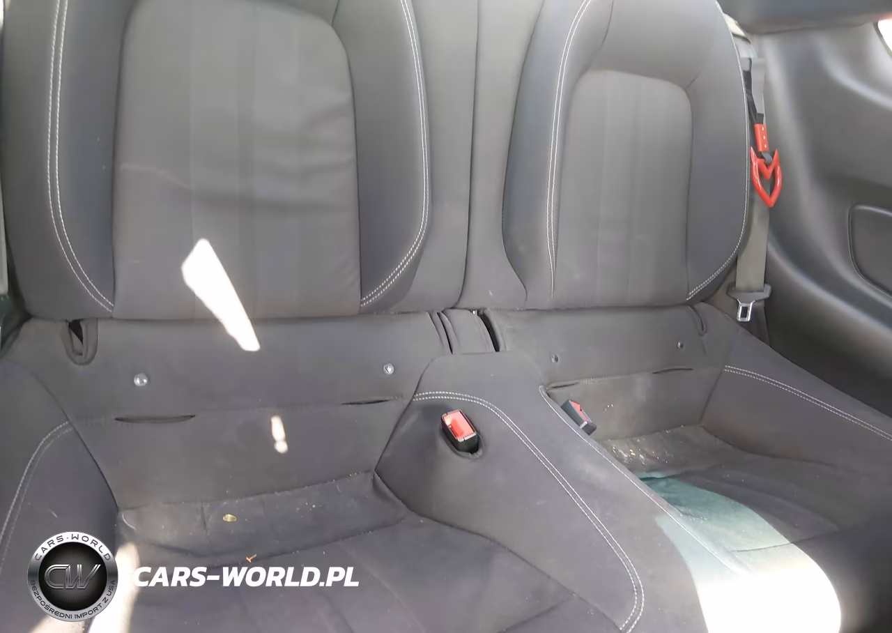 2019 Ford Mustang Ecoboost VIN:1FA6P8TH5K5185485 - 8