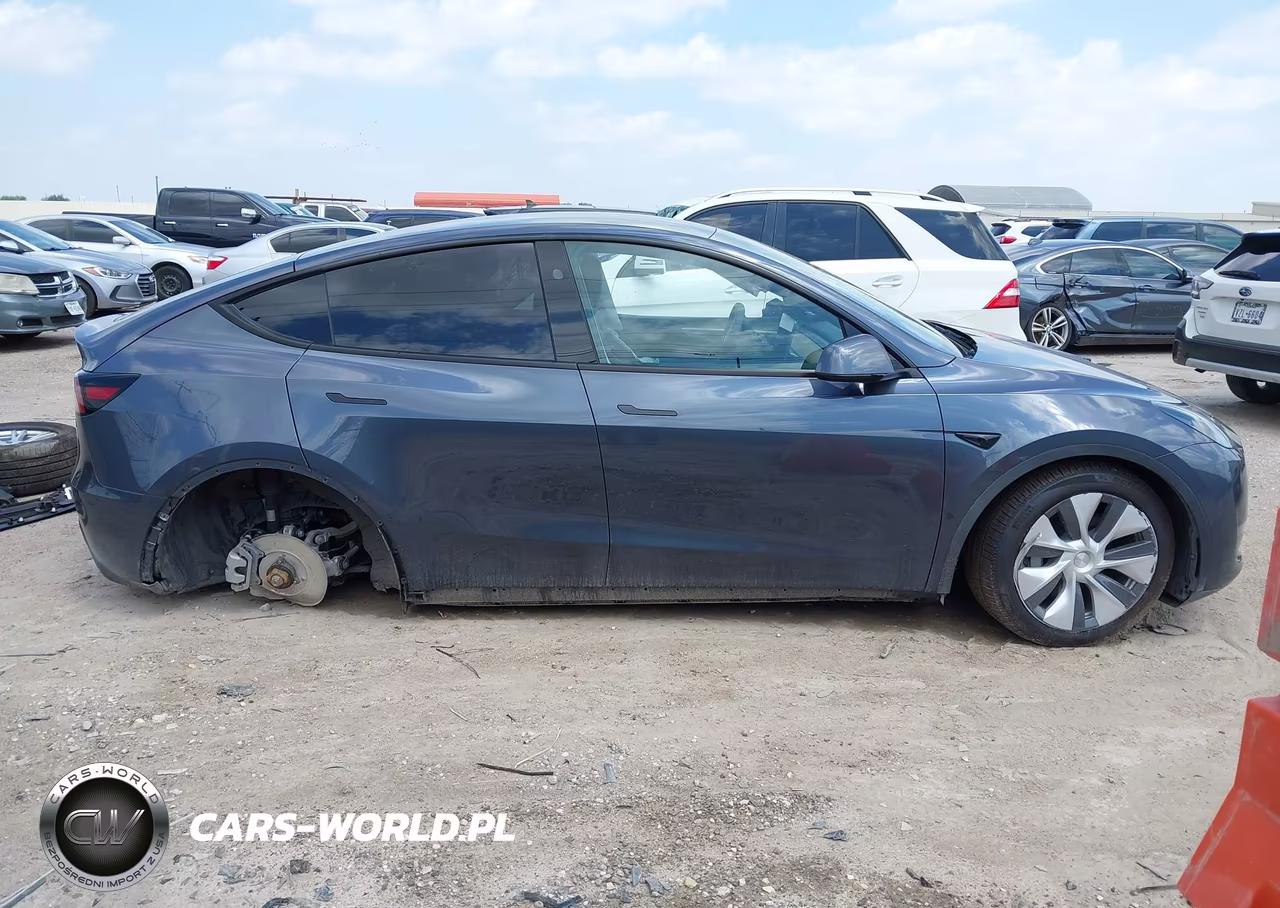 2023 Tesla Model Y Awd-Long Range Dual Motor All-Wheel Drive VIN:7SAYGDEE9PA162733 - 13