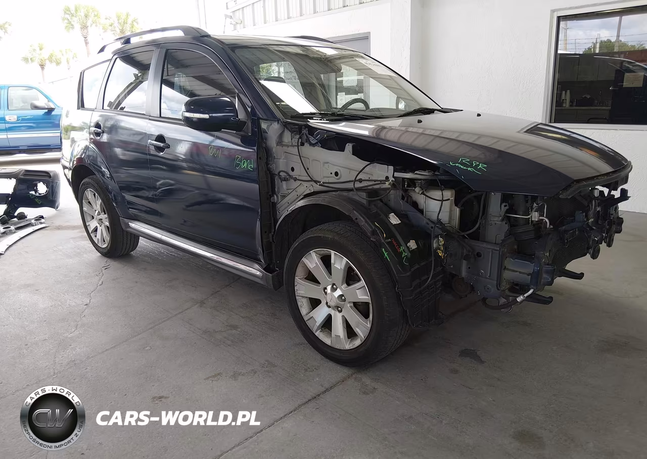 2013 Mitsubishi Outlander Se – zdjęcie 1 z 17