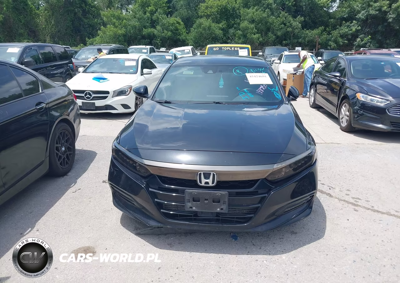 2018 Honda Accord Sport VIN:1HGCV1F34JA188850 - 11