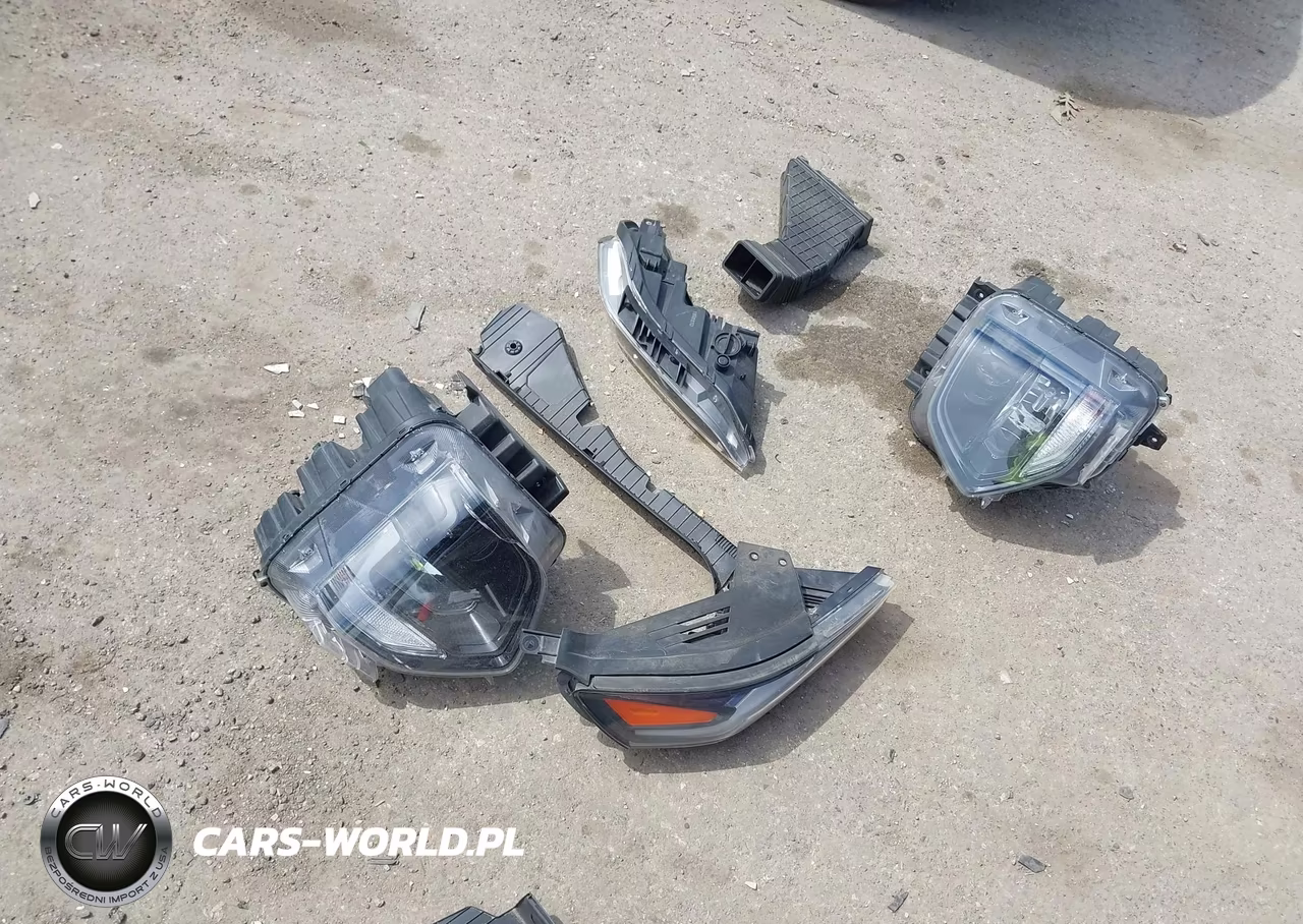 2019 Hyundai Santa Fe Sel Plus VIN:5NMS3CAD3KH063776 - 12
