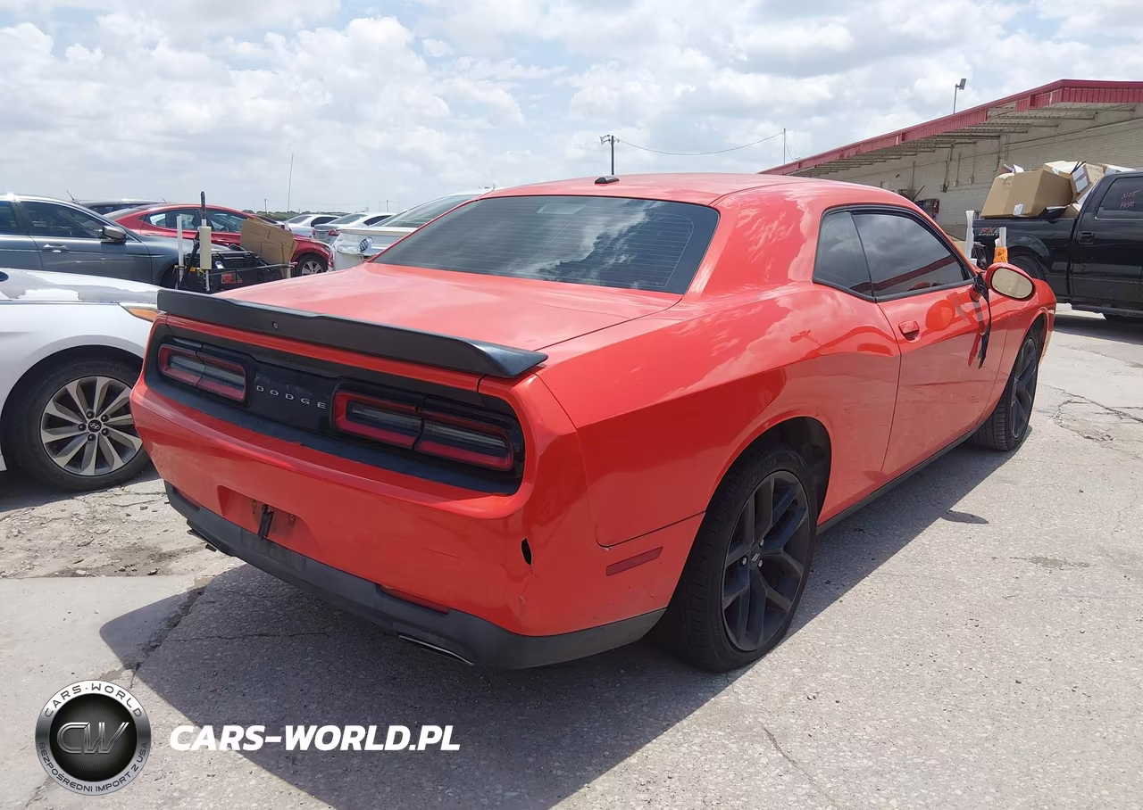 2019 Dodge Challenger Sxt VIN:2C3CDZAG9KH667864 - 4