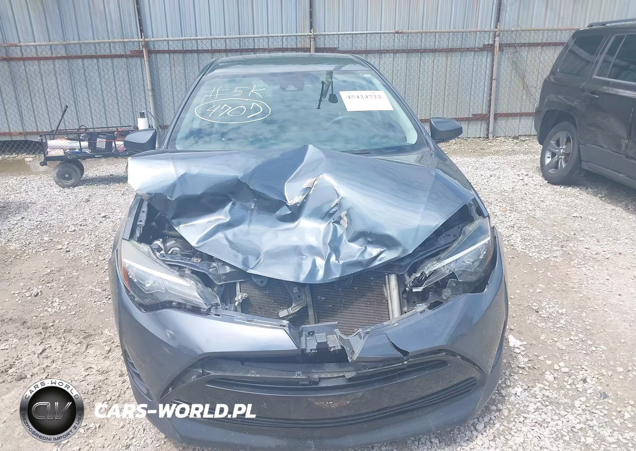 2017 Toyota Corolla Le VIN:5YFBURHE5HP614707 - 12