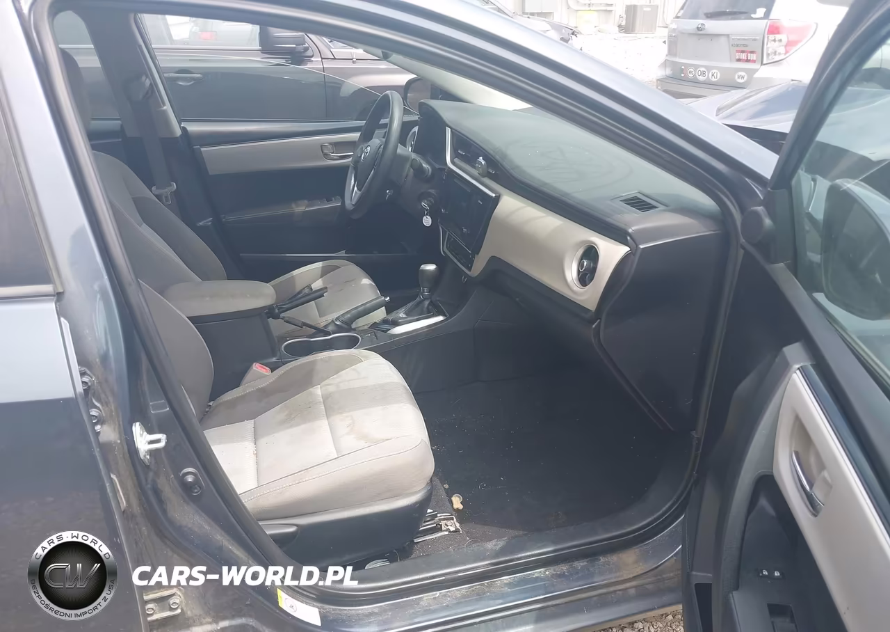 2017 Toyota Corolla Le VIN:5YFBURHE5HP614707 - 5