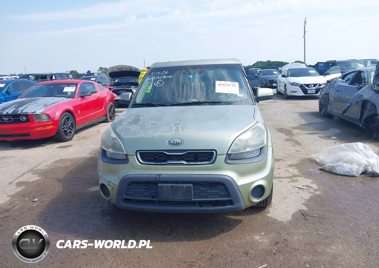 2012 Kia Soul + VIN:KNDJT2A6XC7454455 - 11