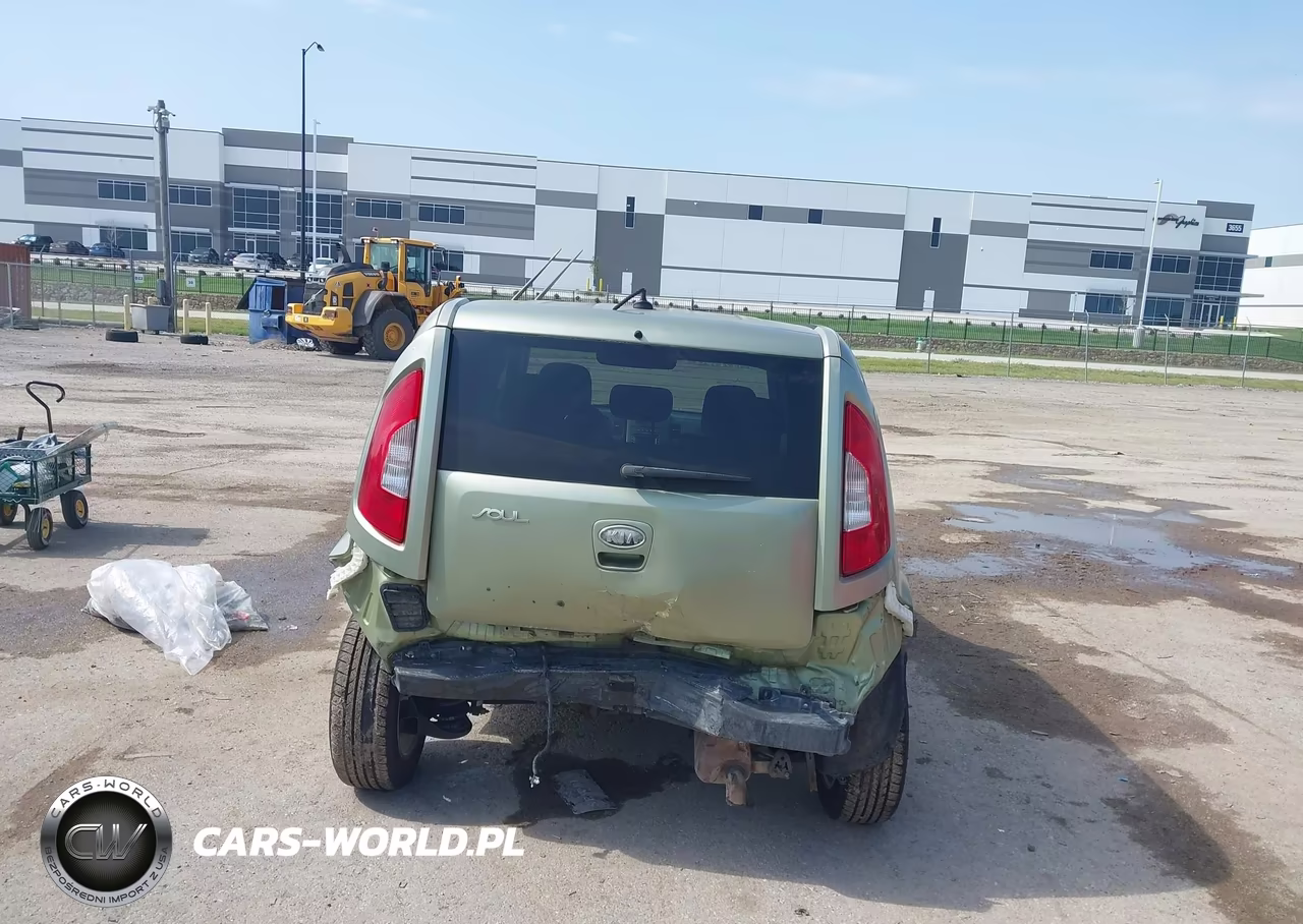 2012 Kia Soul + VIN:KNDJT2A6XC7454455 - 15