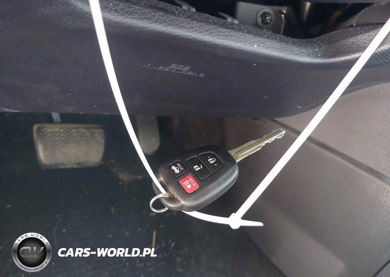 2016 Toyota Corolla Le VIN:5YFBURHE0GP537551 - 11