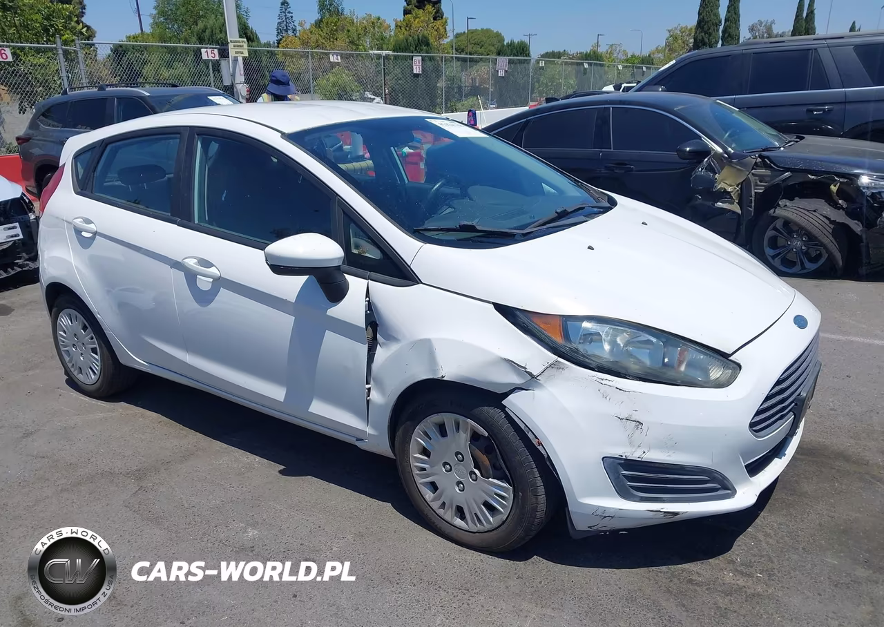 2016 Ford Fiesta S – zdjęcie 1 z 16