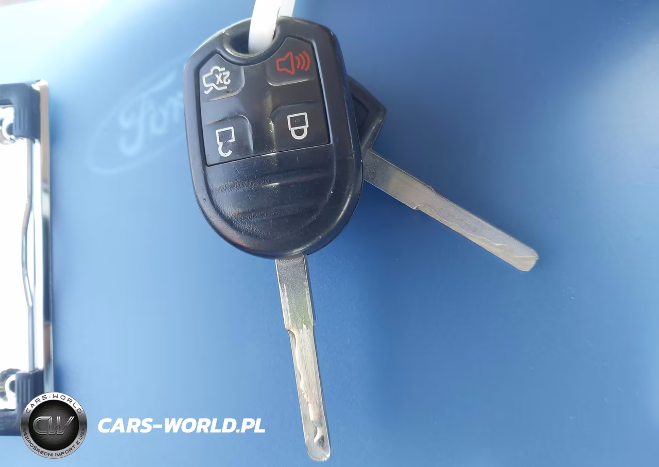 2016 Ford Fiesta S VIN:3FADP4TJ9GM171772 - 11