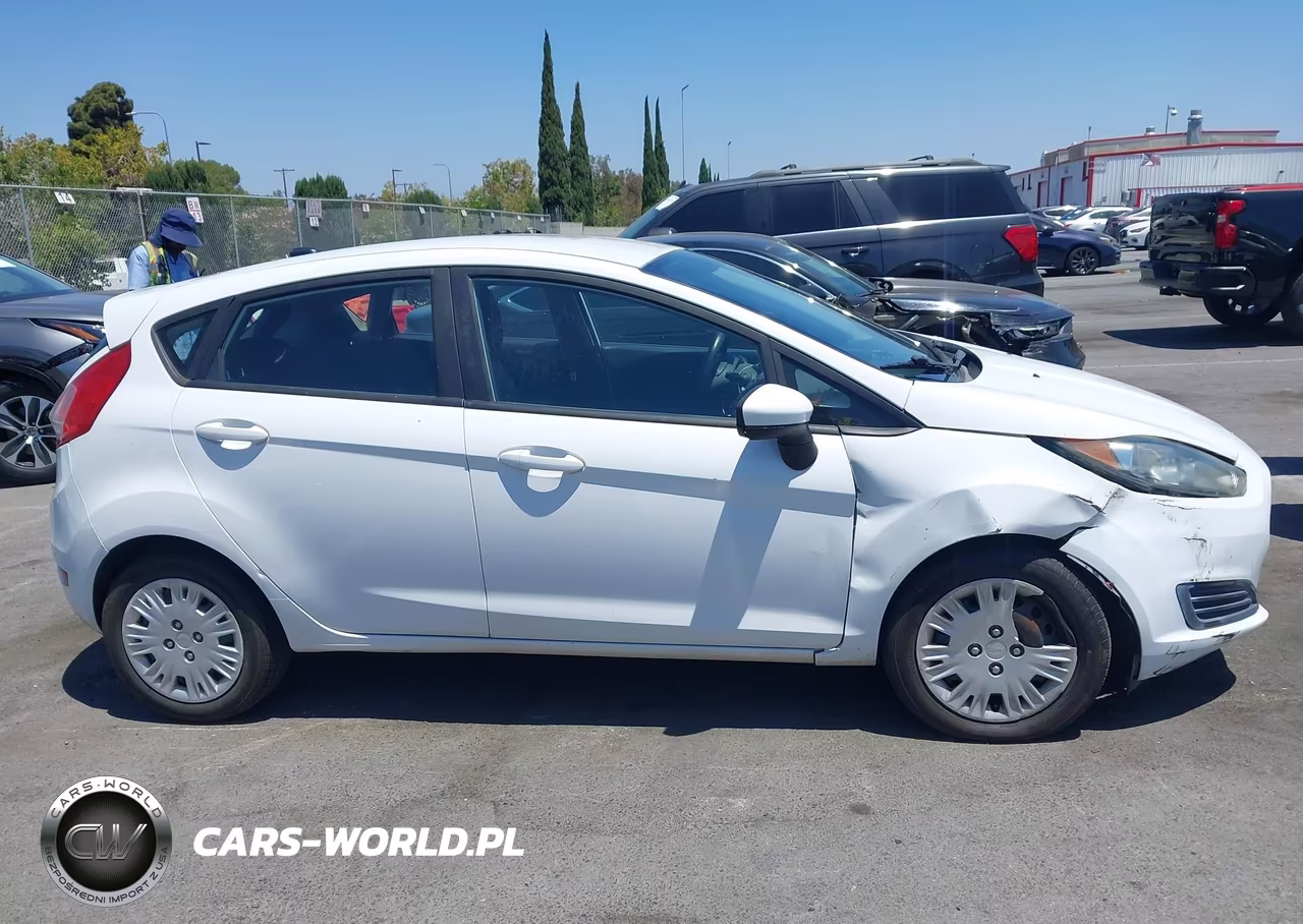 2016 Ford Fiesta S VIN:3FADP4TJ9GM171772 - 13