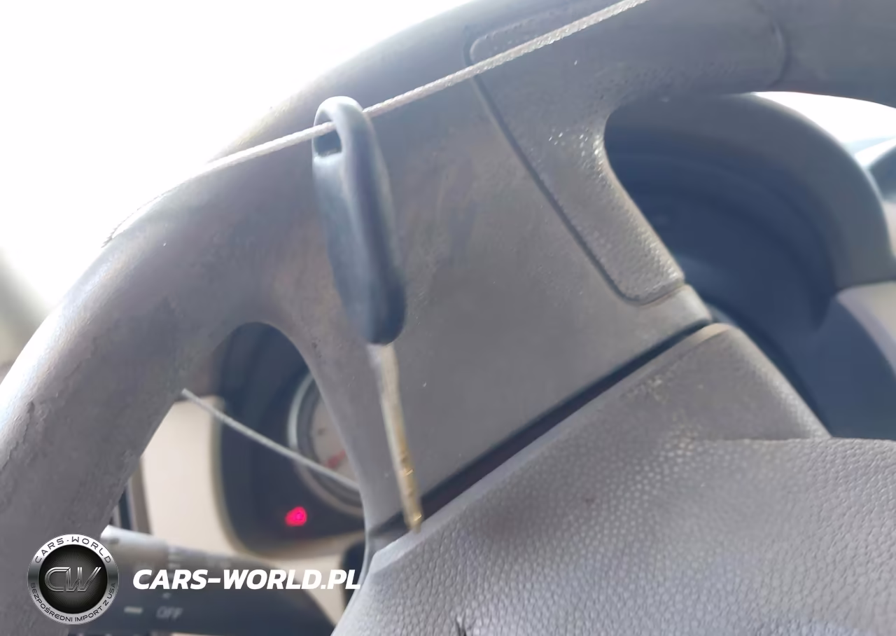 2010 Ford Focus S VIN:1FAHP3EN4AW221366 - 11