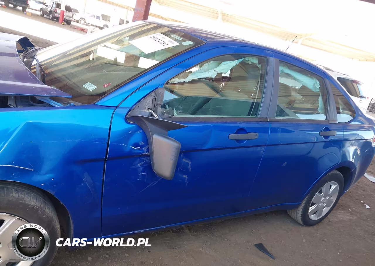2010 Ford Focus S VIN:1FAHP3EN4AW221366 - 14