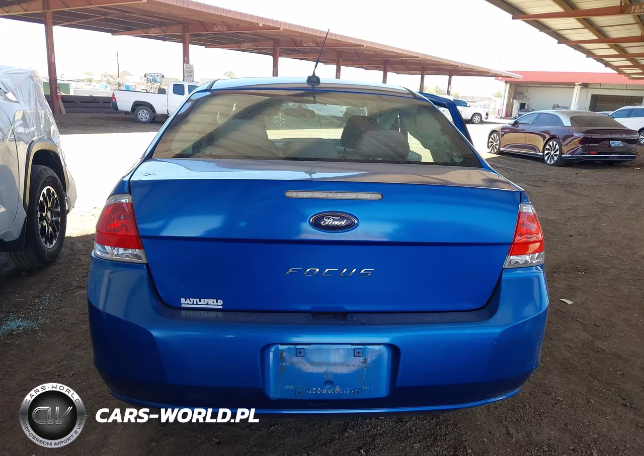 2010 Ford Focus S VIN:1FAHP3EN4AW221366 - 16
