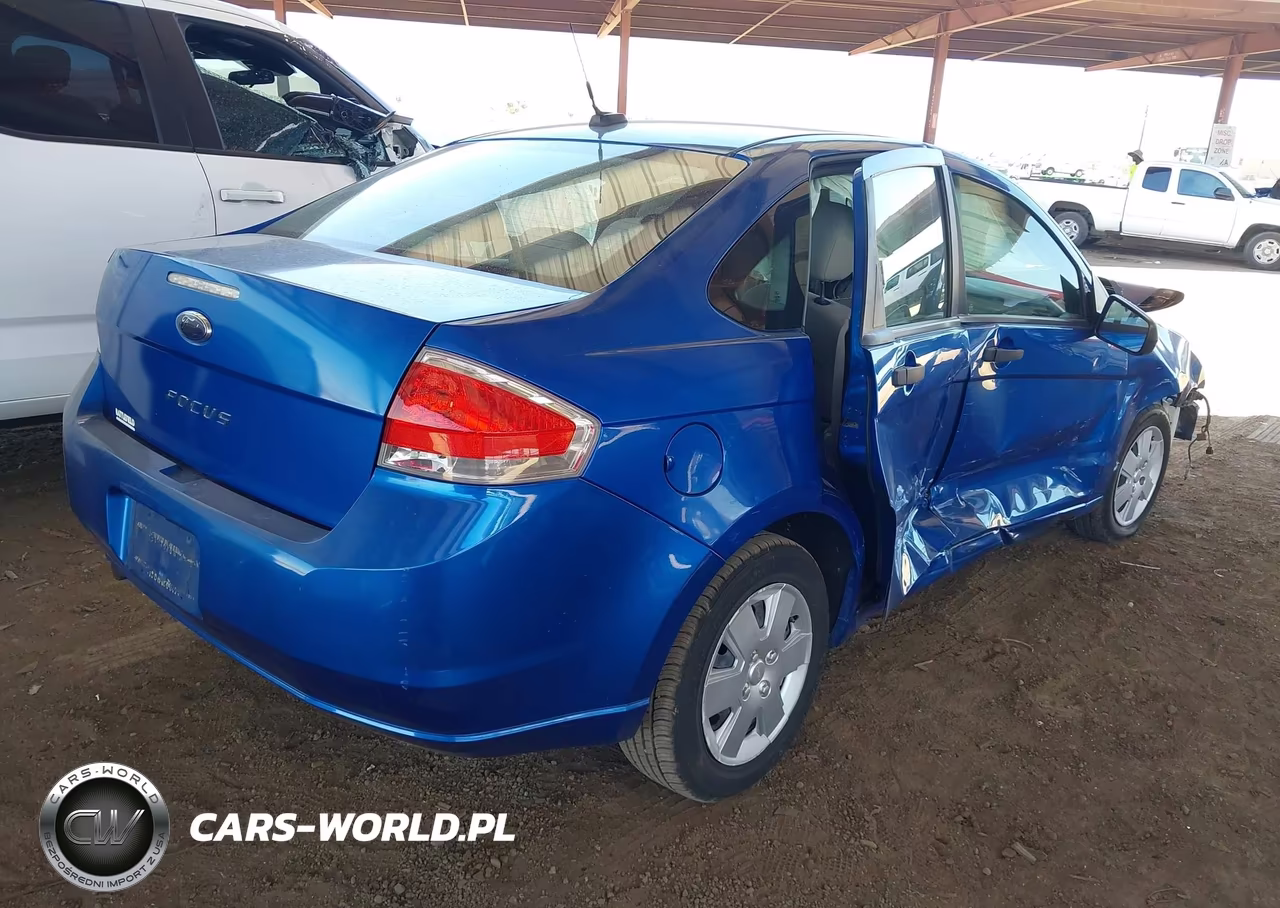2010 Ford Focus S VIN:1FAHP3EN4AW221366 - 4