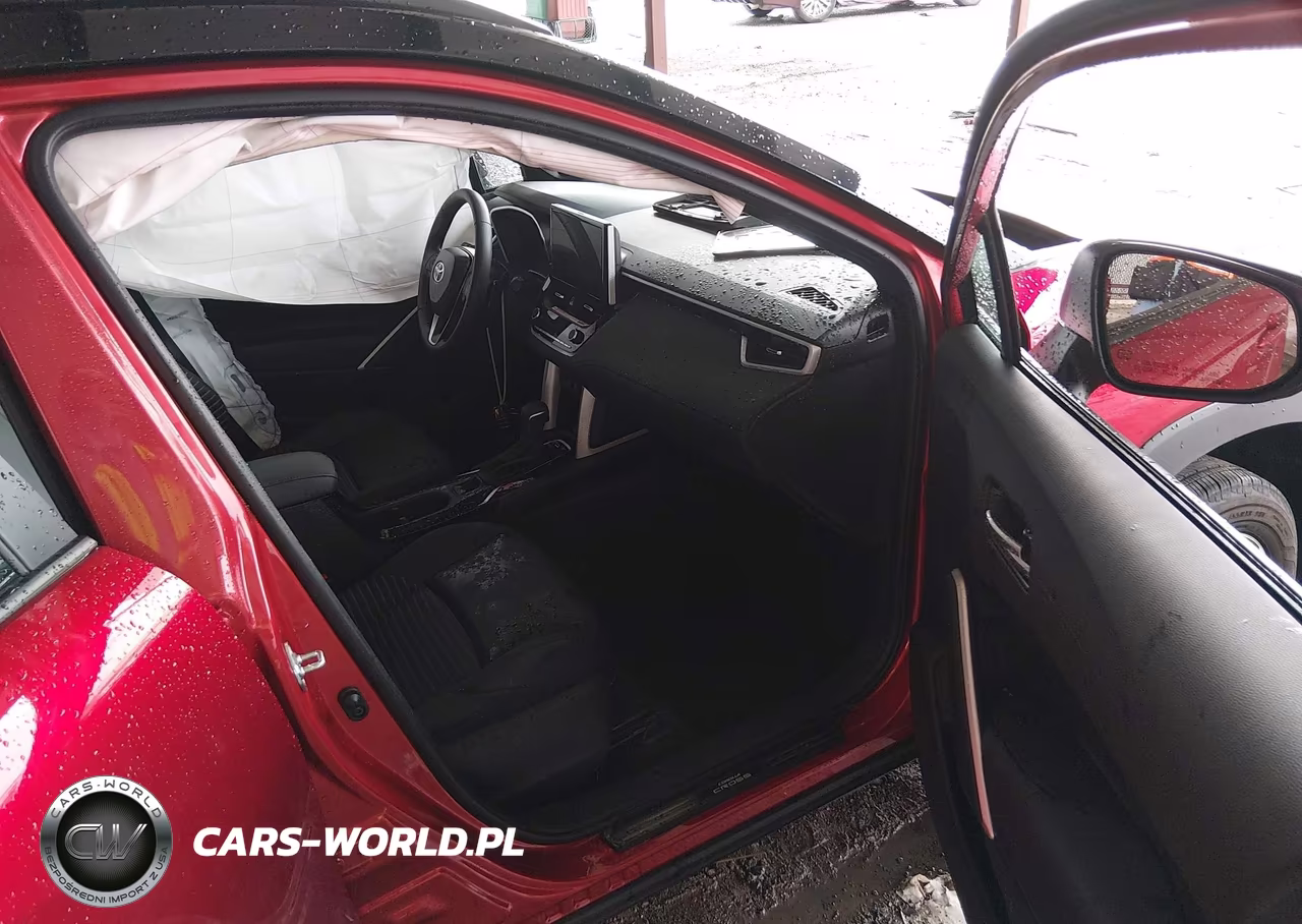 2025 Toyota Corolla Cross Hybrid Xse VIN:7MUFBABG4SV083295 - 5