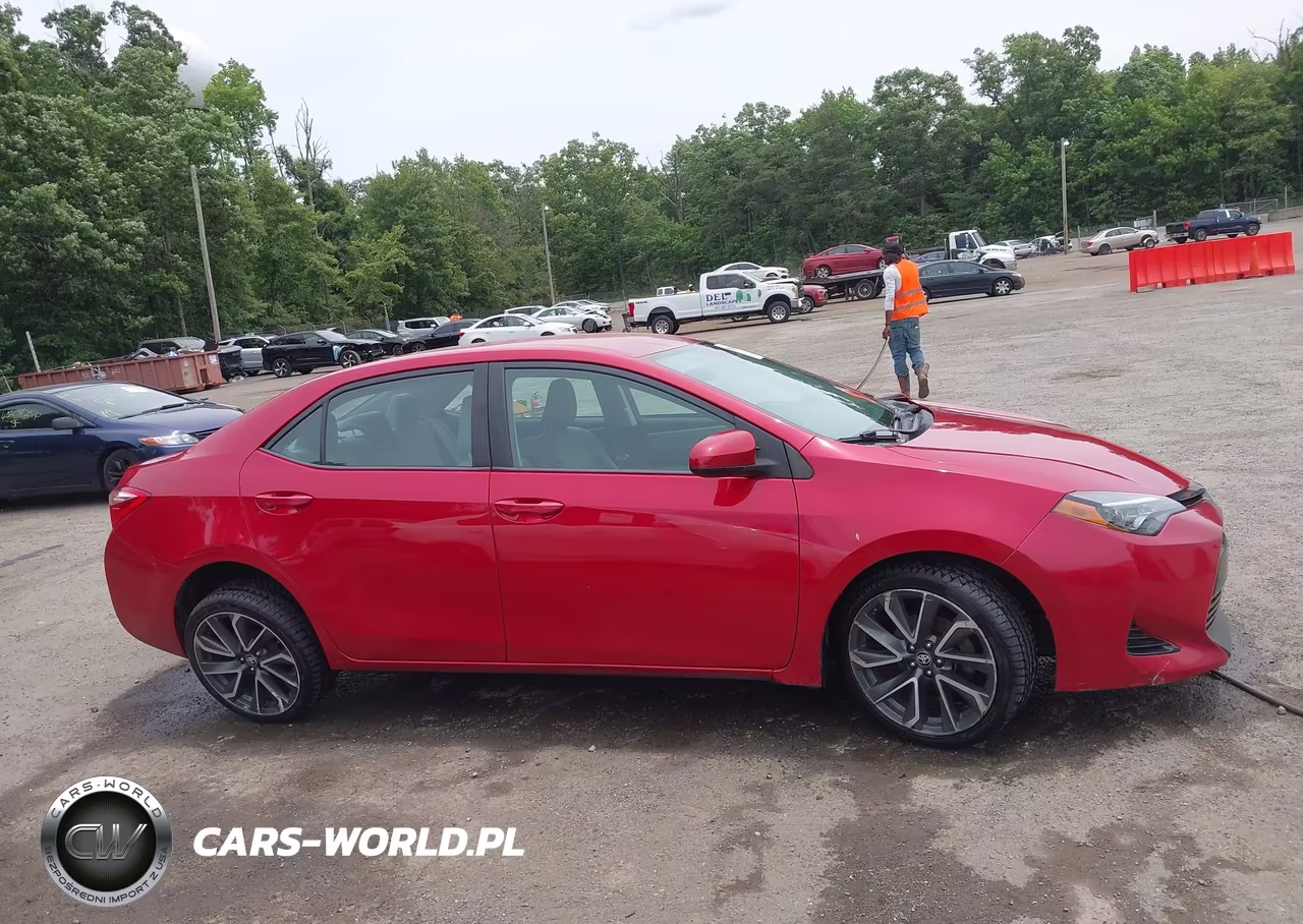 2019 Toyota Corolla Le VIN:2T1BURHE0KC155724 - 13