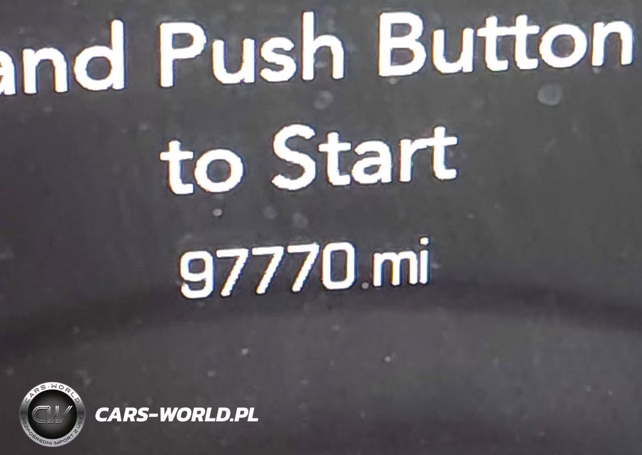 2021 Chrysler 300 Touring L VIN:2C3CCAAG7MH515900 - 16