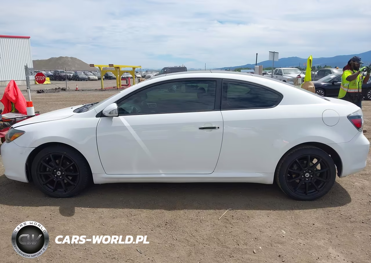 2010 Scion Tc VIN:JTKDE3B76A0317483 - 15