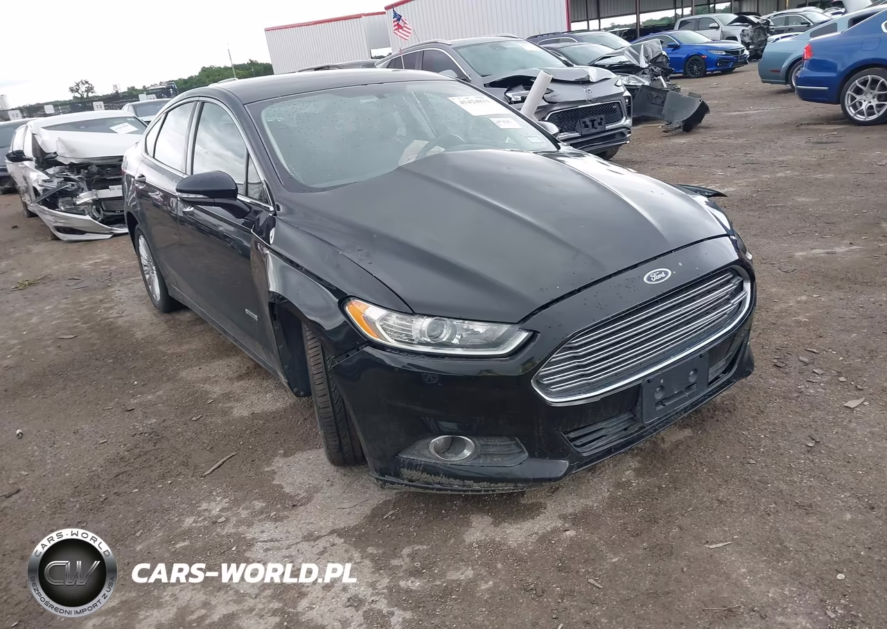2014 Ford Fusion Energi Se Luxury – zdjęcie 1 z 16