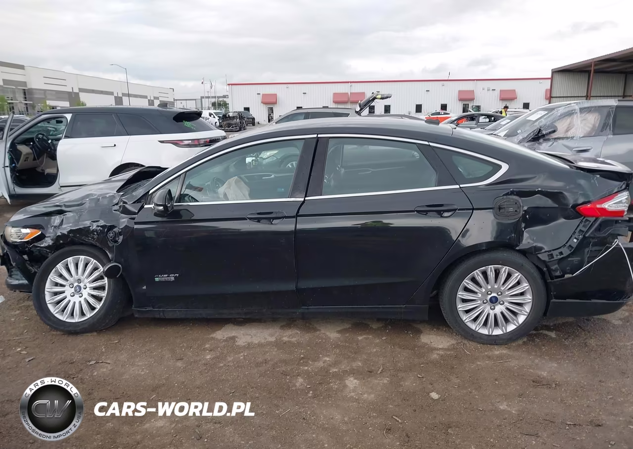 2014 Ford Fusion Energi Se Luxury VIN:3FA6P0PU5ER234873 - 14