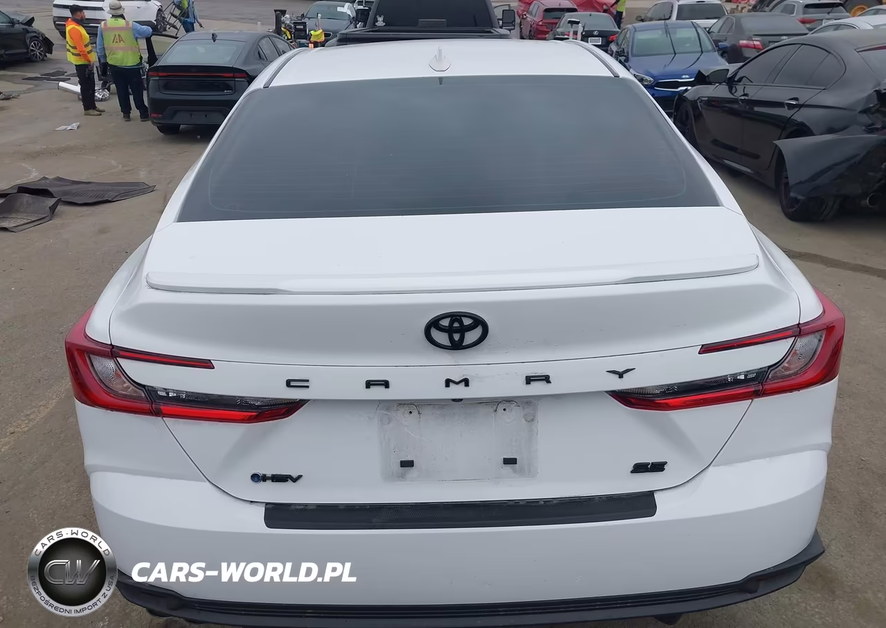 2025 Toyota Camry Se VIN:4T1DAACK3SU583379 - 16