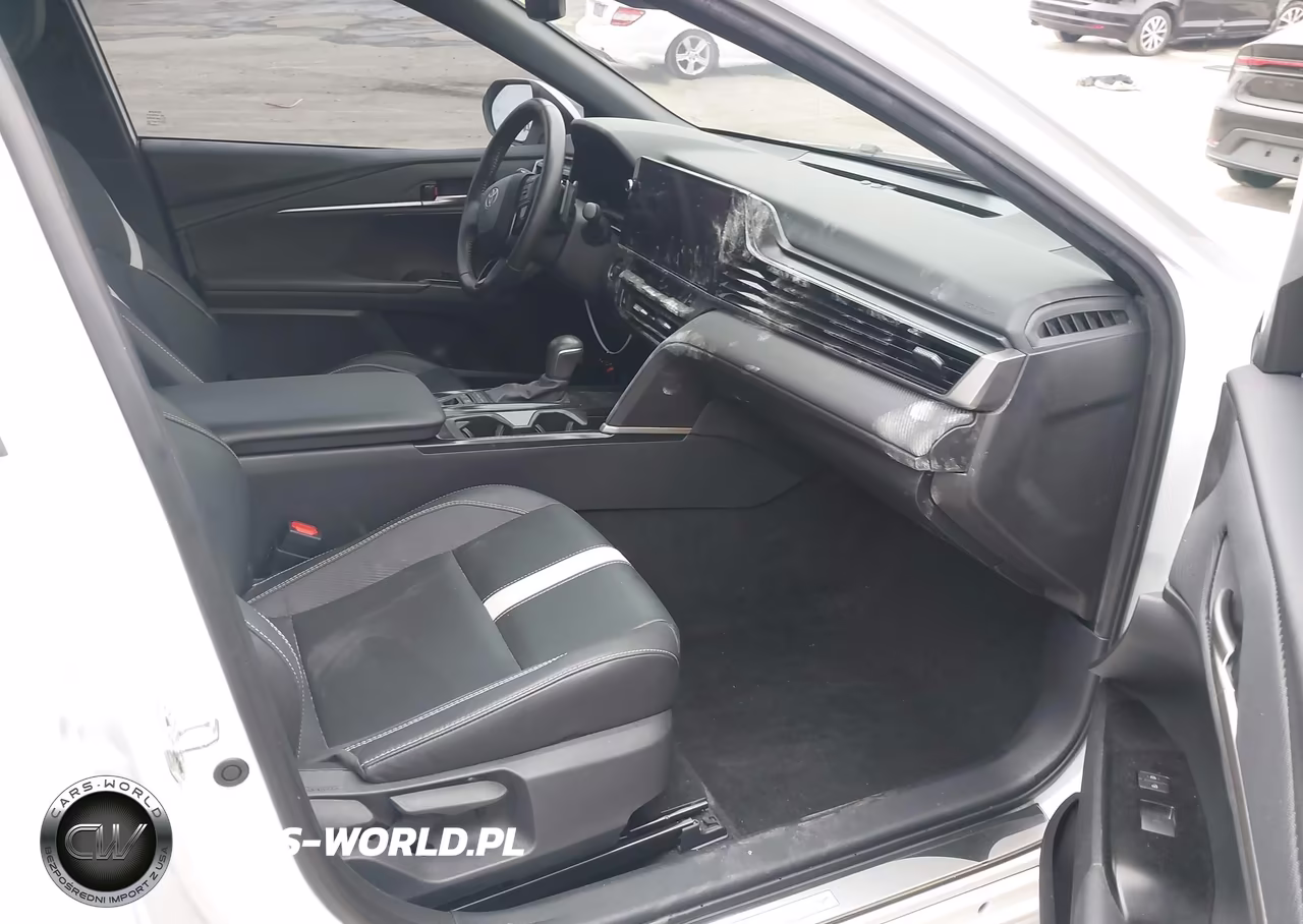 2025 Toyota Camry Se VIN:4T1DAACK3SU583379 - 5