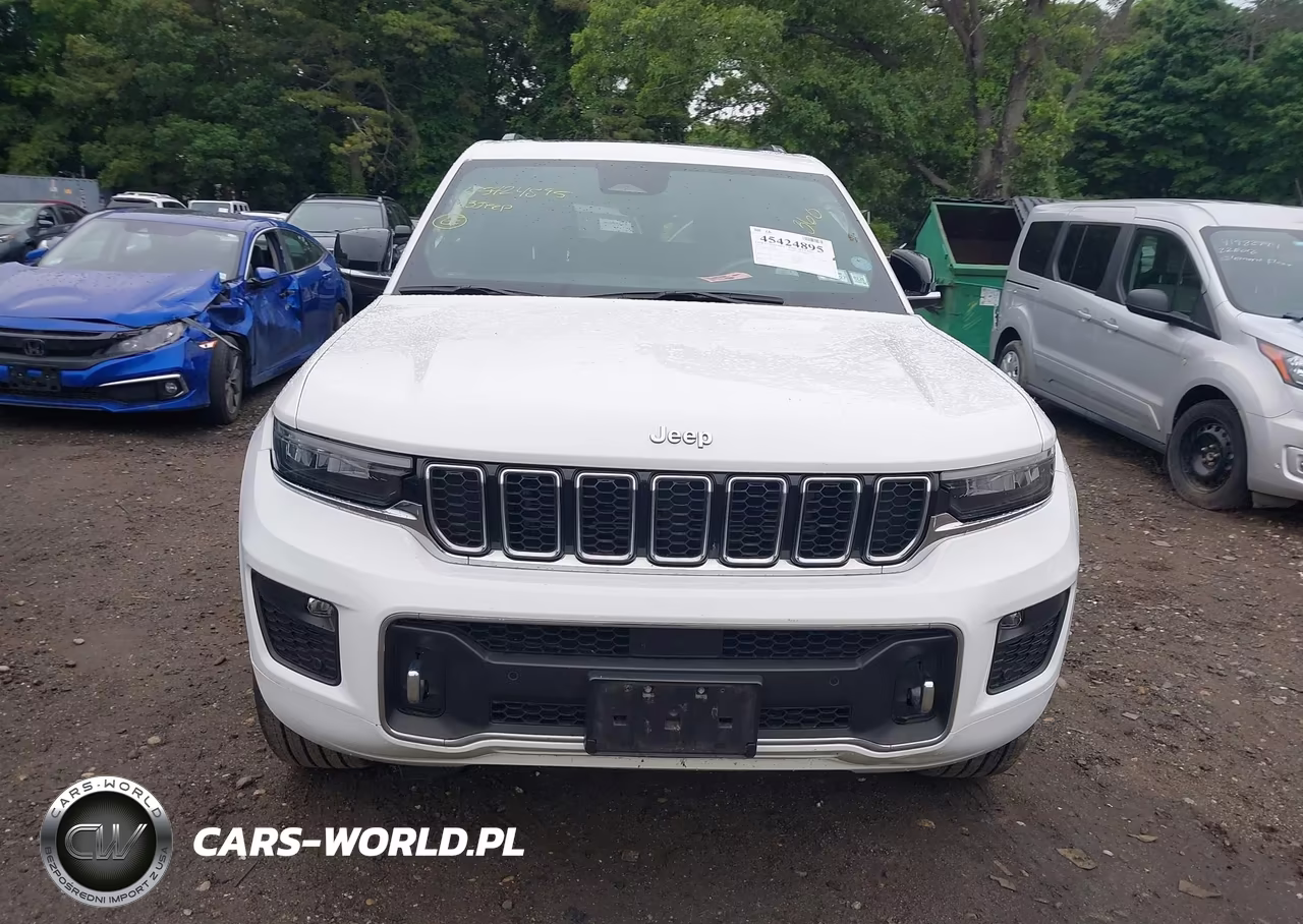 2023 Jeep Grand Cherokee Overland 4X4 VIN:1C4RJHDG4PC585913 - 12